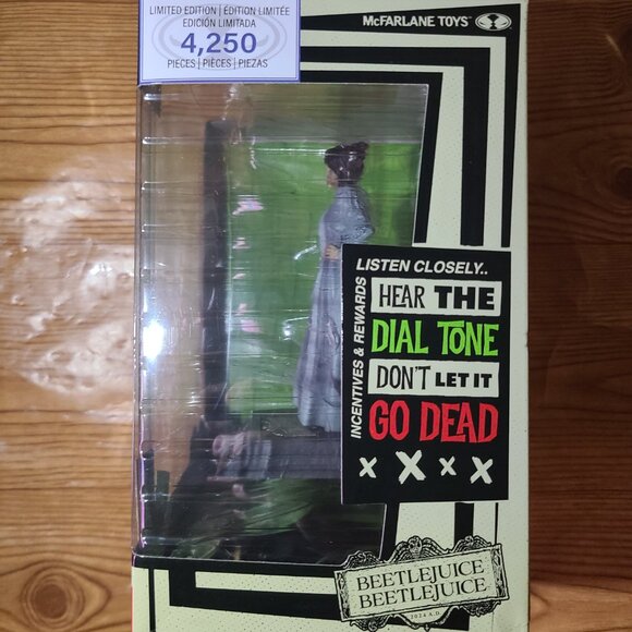 Astrid Jenna Ortega Beetlejuice McFarlane Figure Limited to 4250 (NEW) - Picture 9 of 11